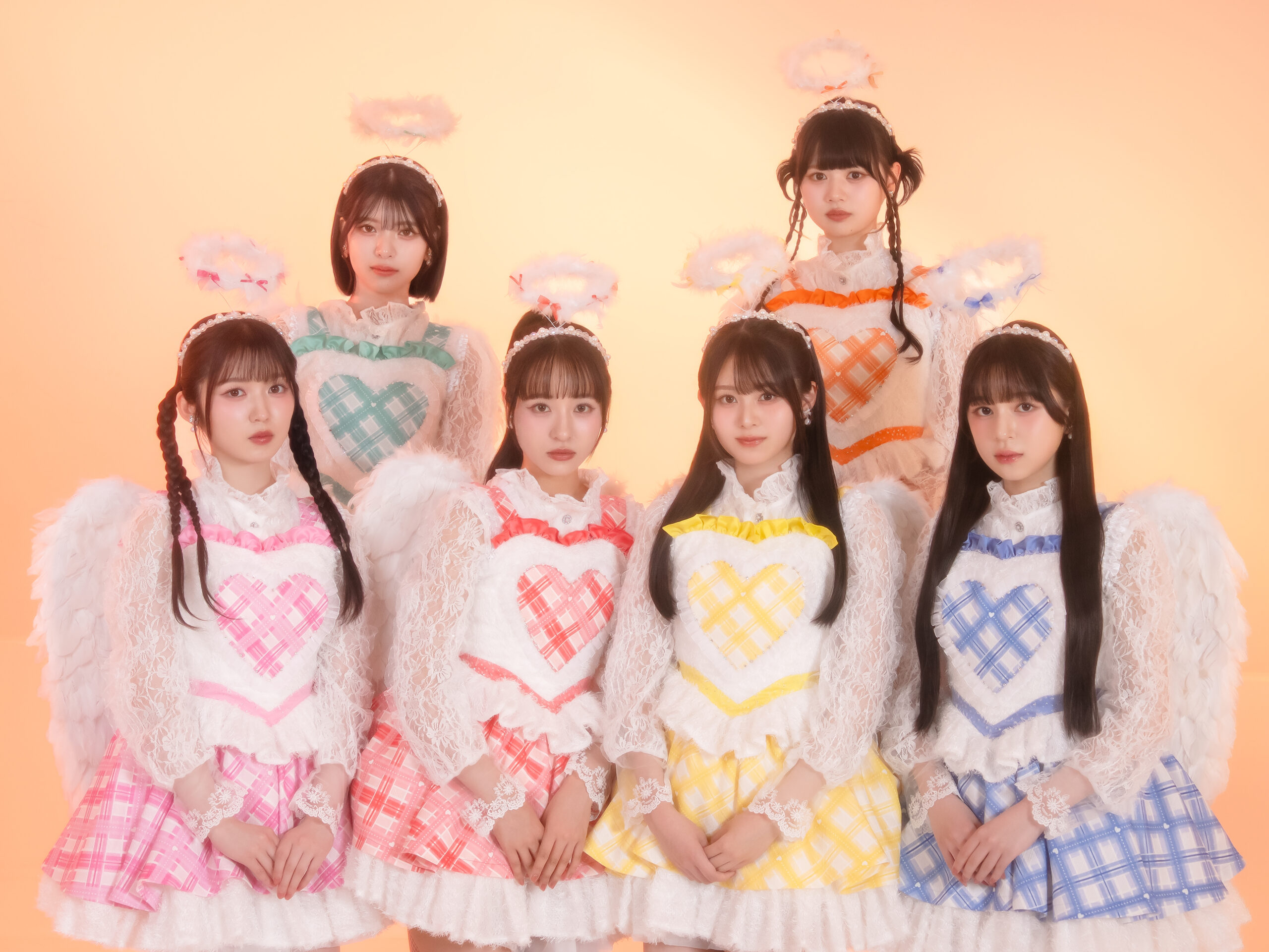 スタダ発アイドルグループ Straight Angeli。初リリースのシングルCDが「オリコンデイリーシングルランキング」1 位！「オリコン週間シングルランキング」２位の快挙！：Straight Angeli