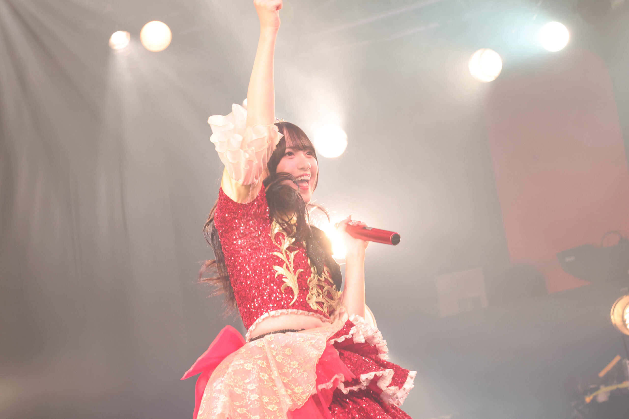 上月せれな、元日に行った４時間近くに及ぶワンマン公演で全51曲を熱唱！！：上月せれな