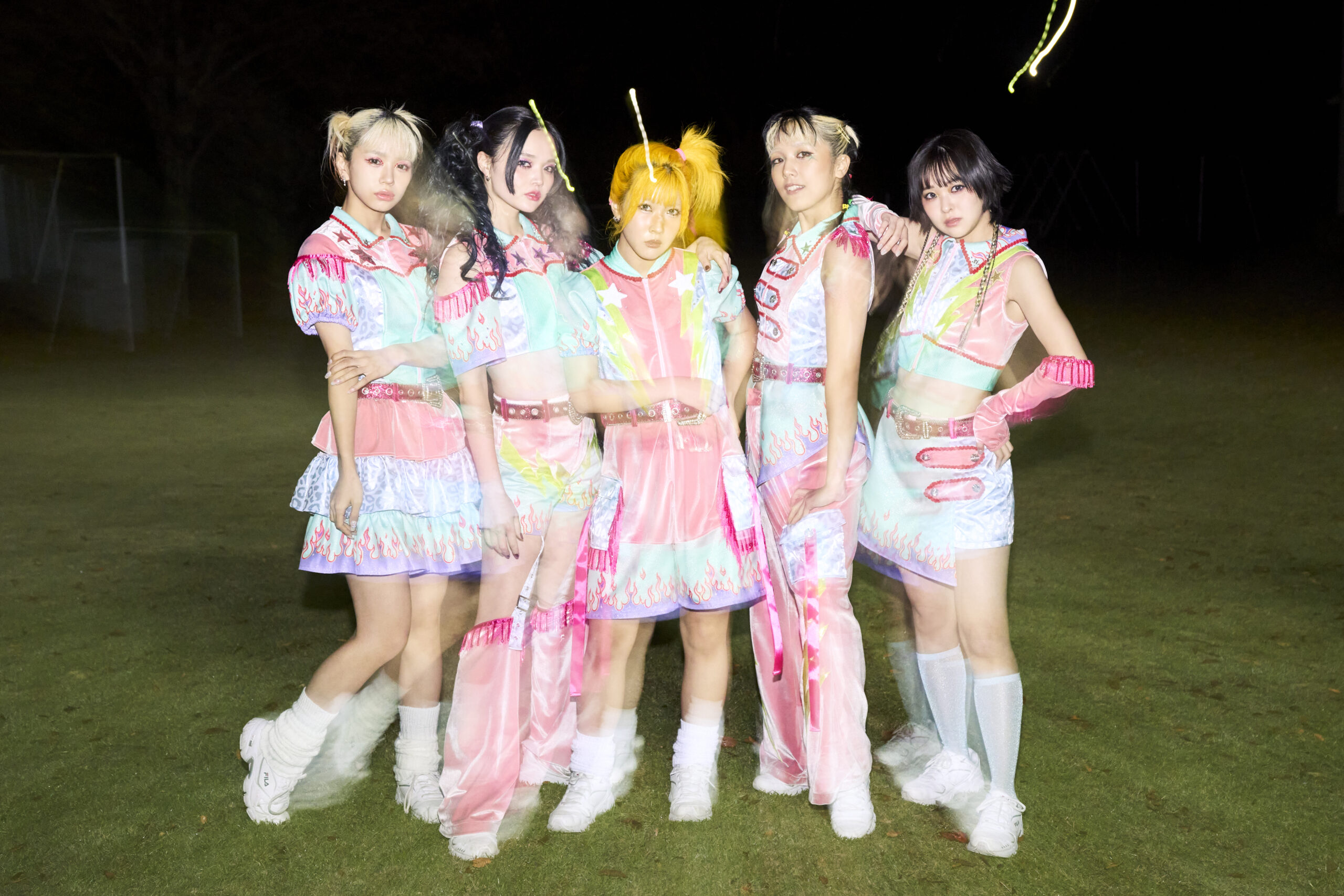 PIGGS、4月1日リリース新アルバム「ピグス・リベリオン」から新曲「HALLO ALIEN」配信開始！：PIGGS